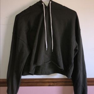 Cropped hoodie